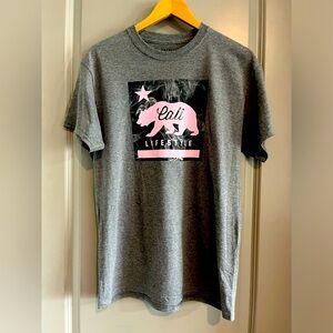 Men's Large Cali Lifestyle Bear Graphic T-Shirt